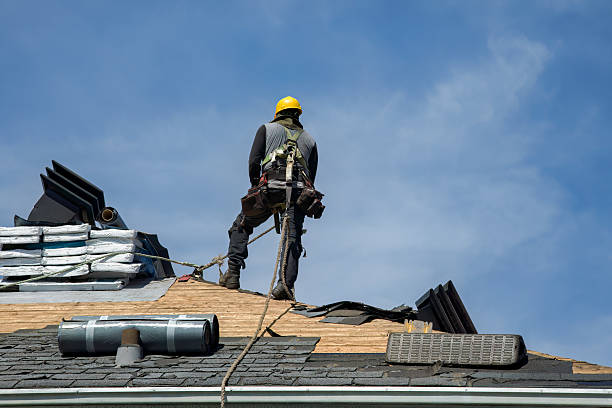 Professional Gutter Installation technician working in Martins Creek, PA